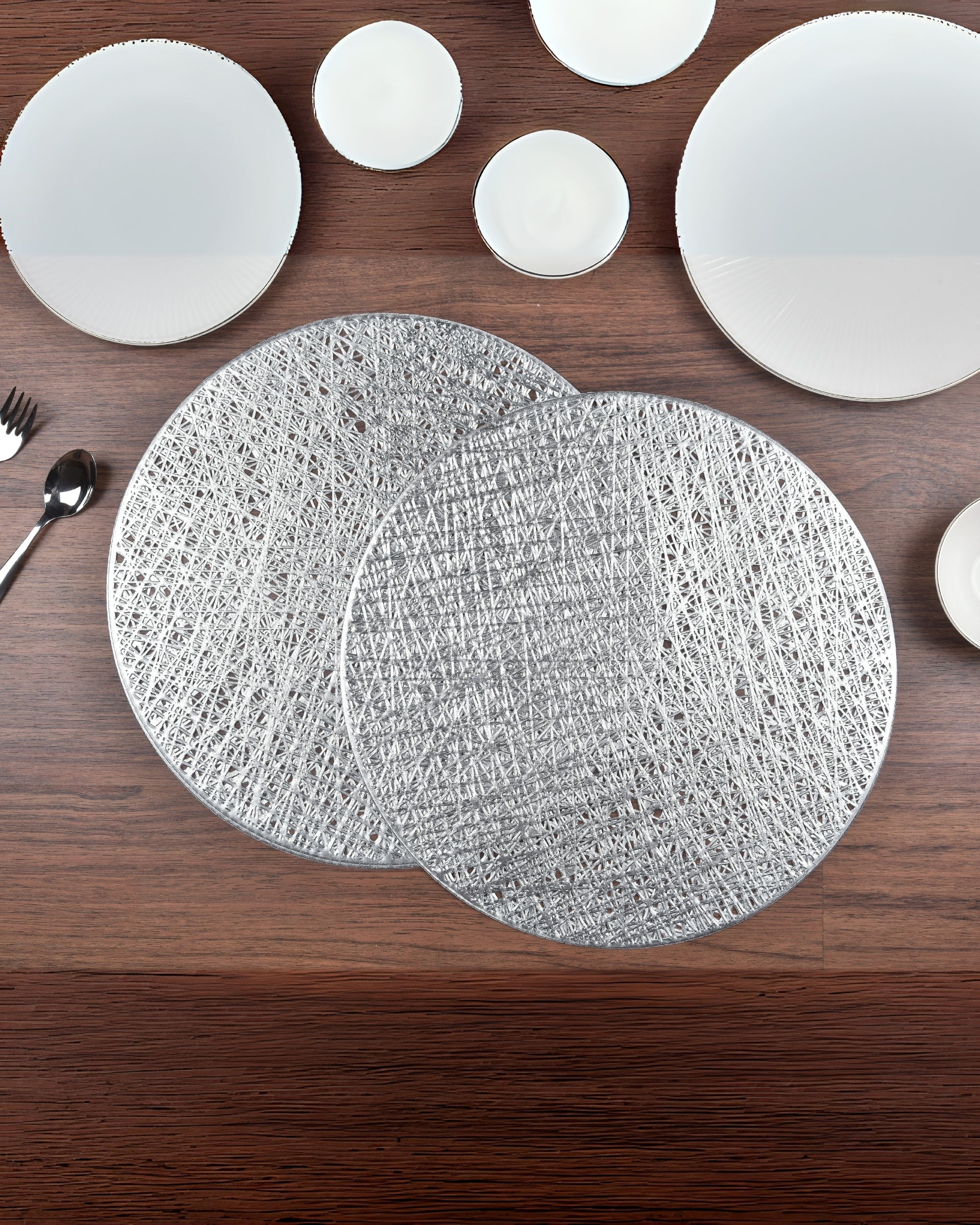 Premsons® Round Table Mat – Elegant Metallic Mesh Placemat | Washable, Wipeable, Non-Slip & Heat-Resistant | Dining Table Mat for Kitchen, Wedding & Party Décor – Silver