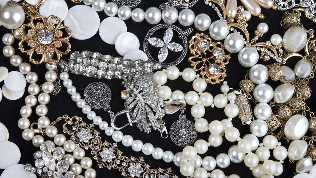 Fashion - Women - Jewellery
