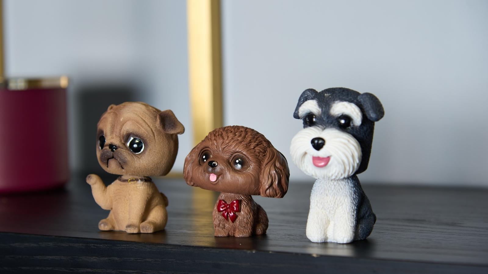 Home Decor - Statues & Figurines