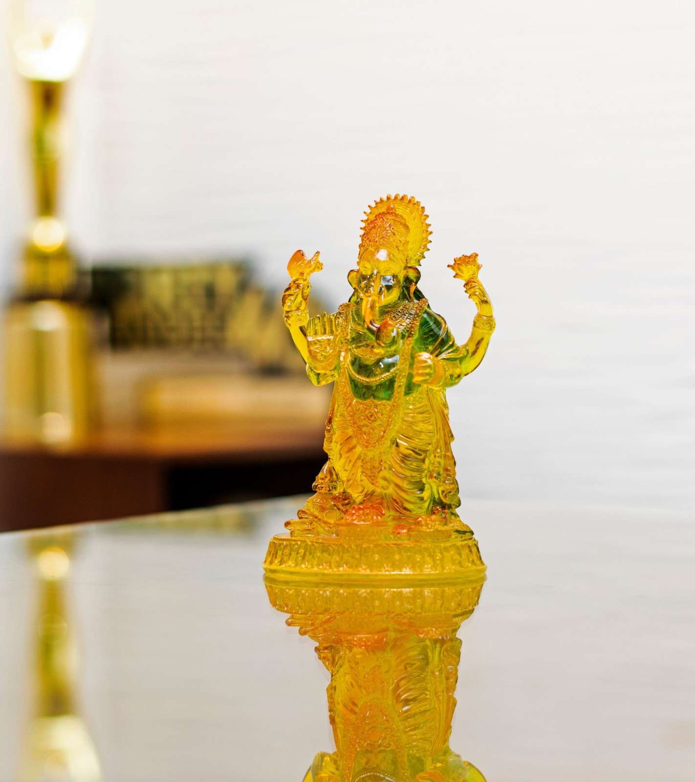 Premsons® Ganesha Idol – Ombre Resin Finish with Delightful Detailing