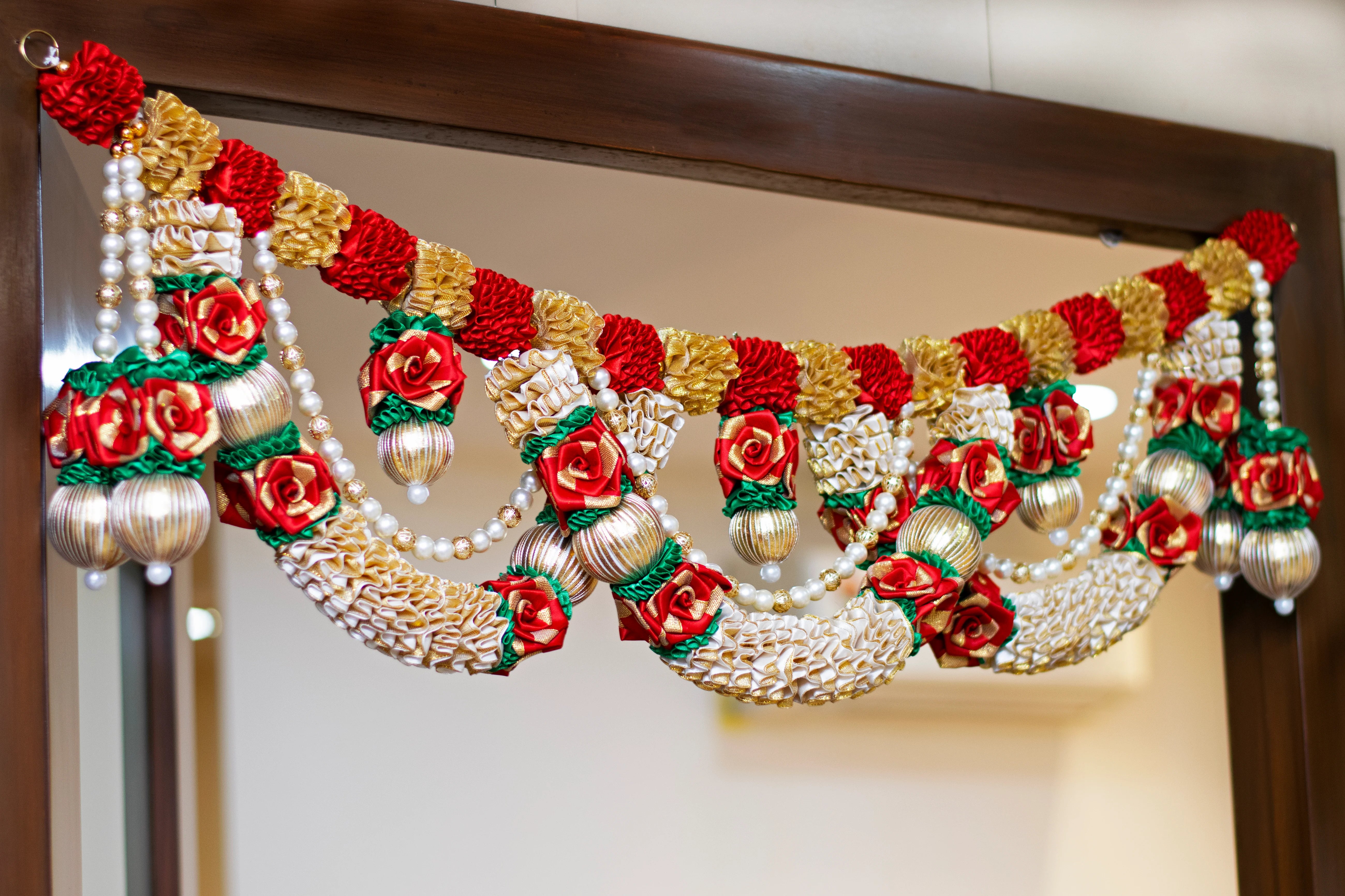 Premsons® Gorgoeus Red & Gold Floral Toran – Festive Home Entrance Décor Garland