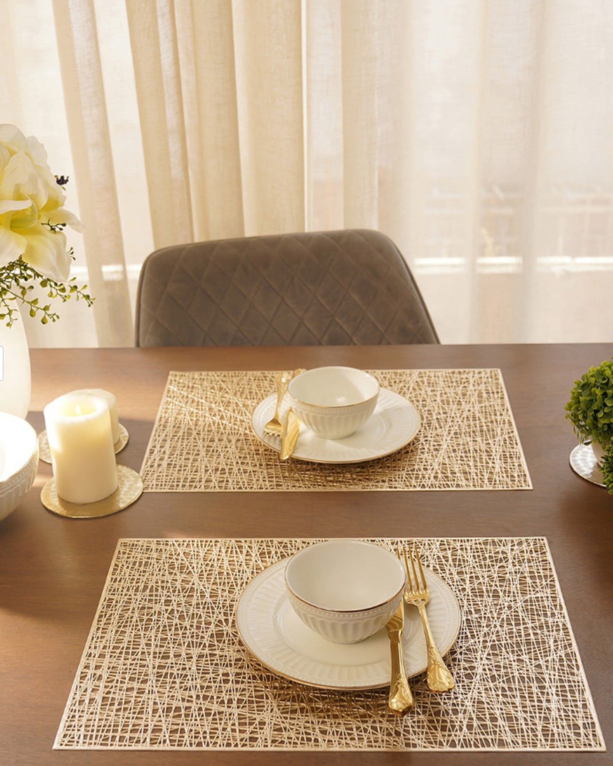 Premsons® Golden Mesh Design Rectangle Metallic Placemats – Washable, Wipeable, Non-Slip & Stain-Resistant Table Mats for Dining, Kitchen, Wedding & Party Décor