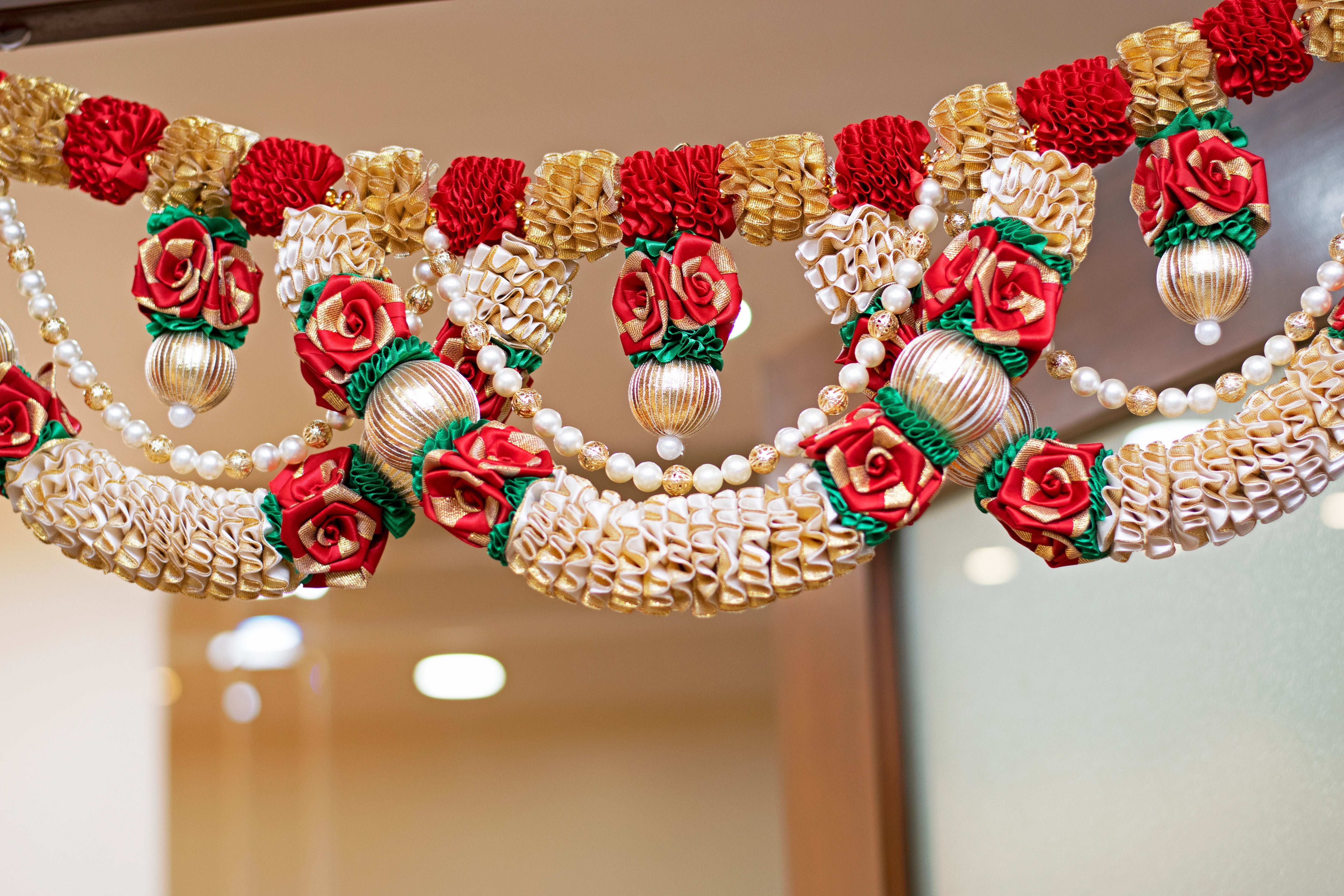 Premsons® Gorgoeus Red & Gold Floral Toran – Festive Home Entrance Décor Garland