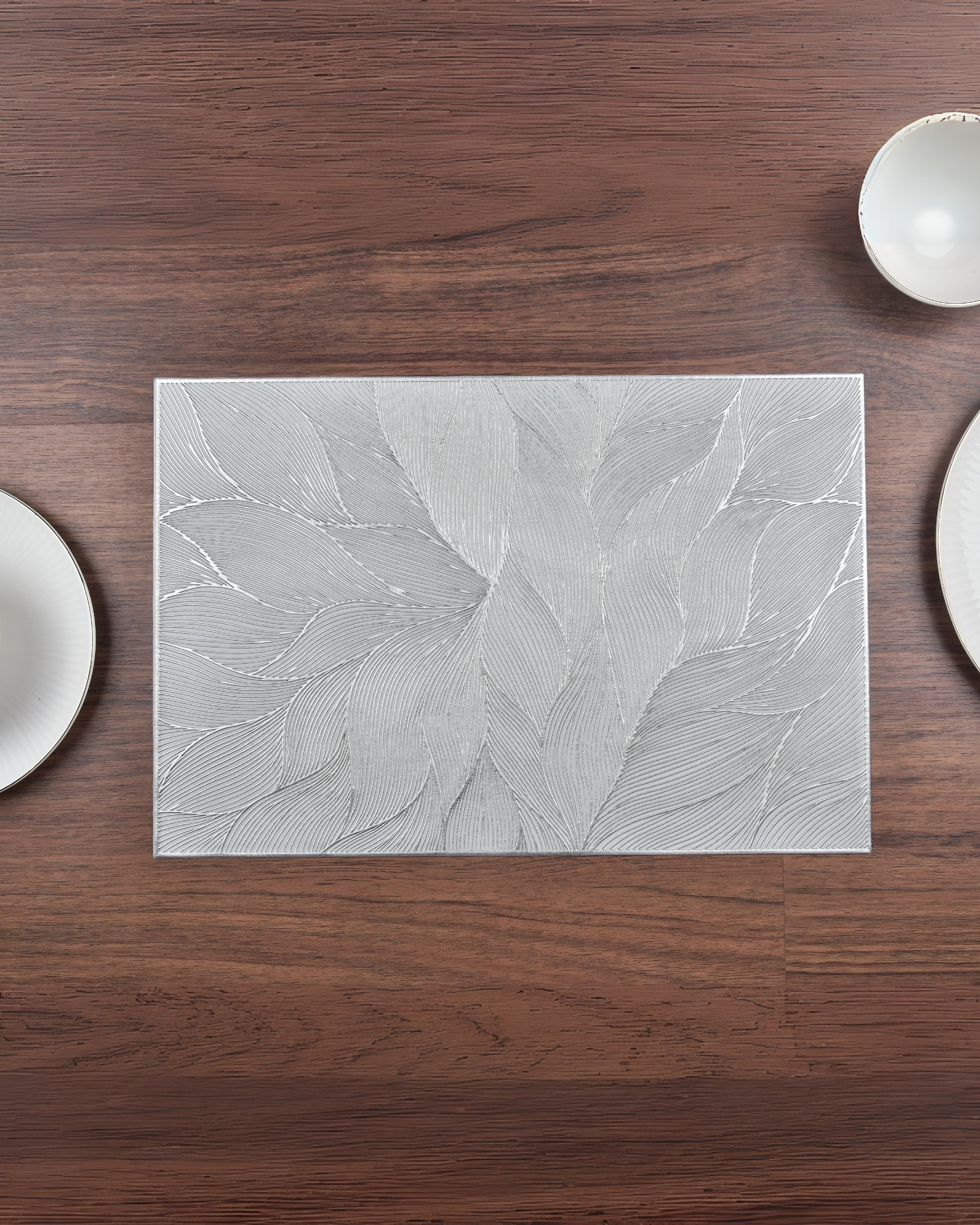 Premsons® Modern Floral Design Rectangle Metallic Placemats – Washable, Wipeable, Non-Slip & Stain-Resistant Hollow Table Mats for Dining, Kitchen, Wedding & Party Decoratio