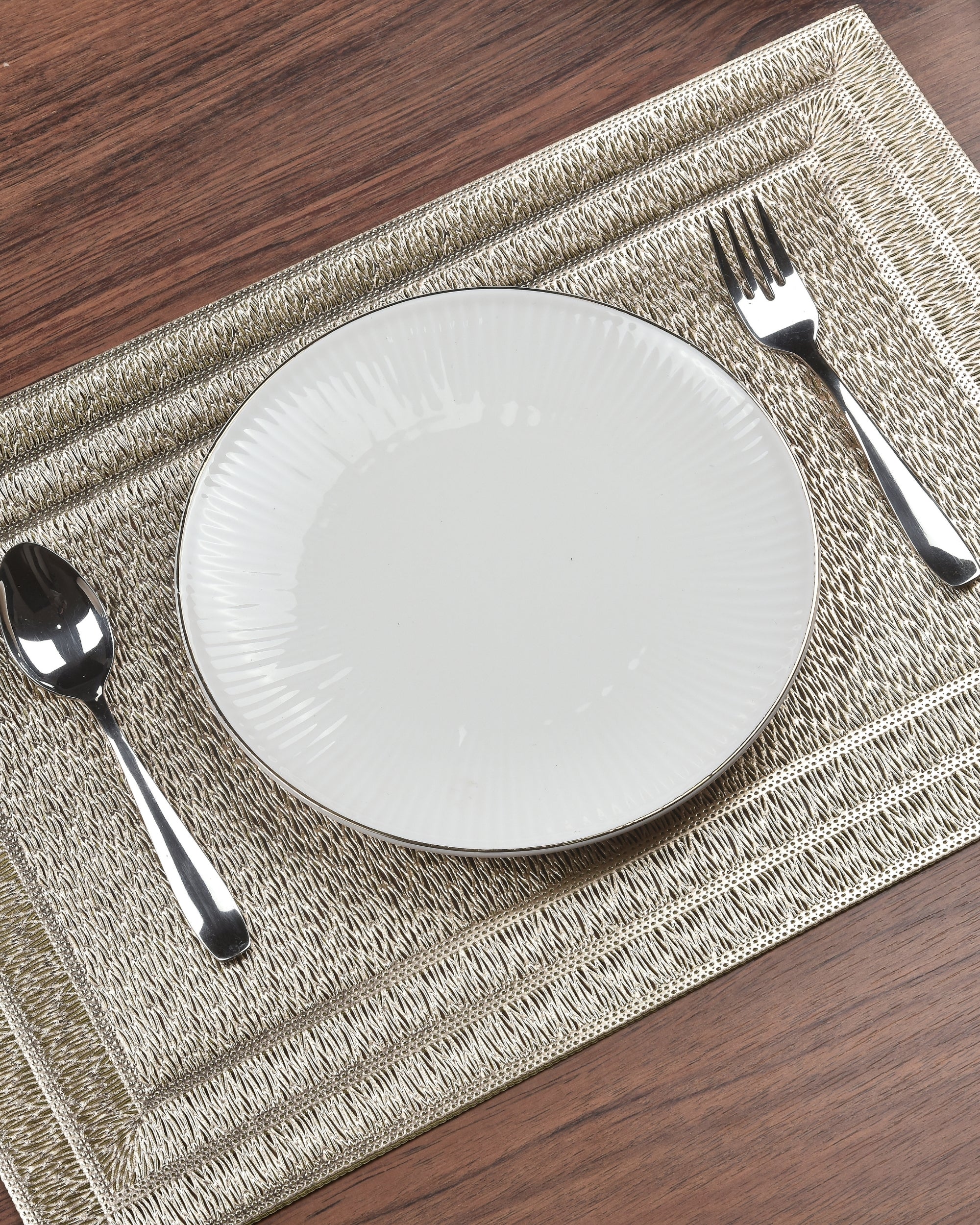 Premsons® Golden Vinyl Rectangle Placemats – Washable, Non-Slip, Stain-Resistant Hollow Design Table Mats for Dining, Kitchen, Wedding & Party Décor