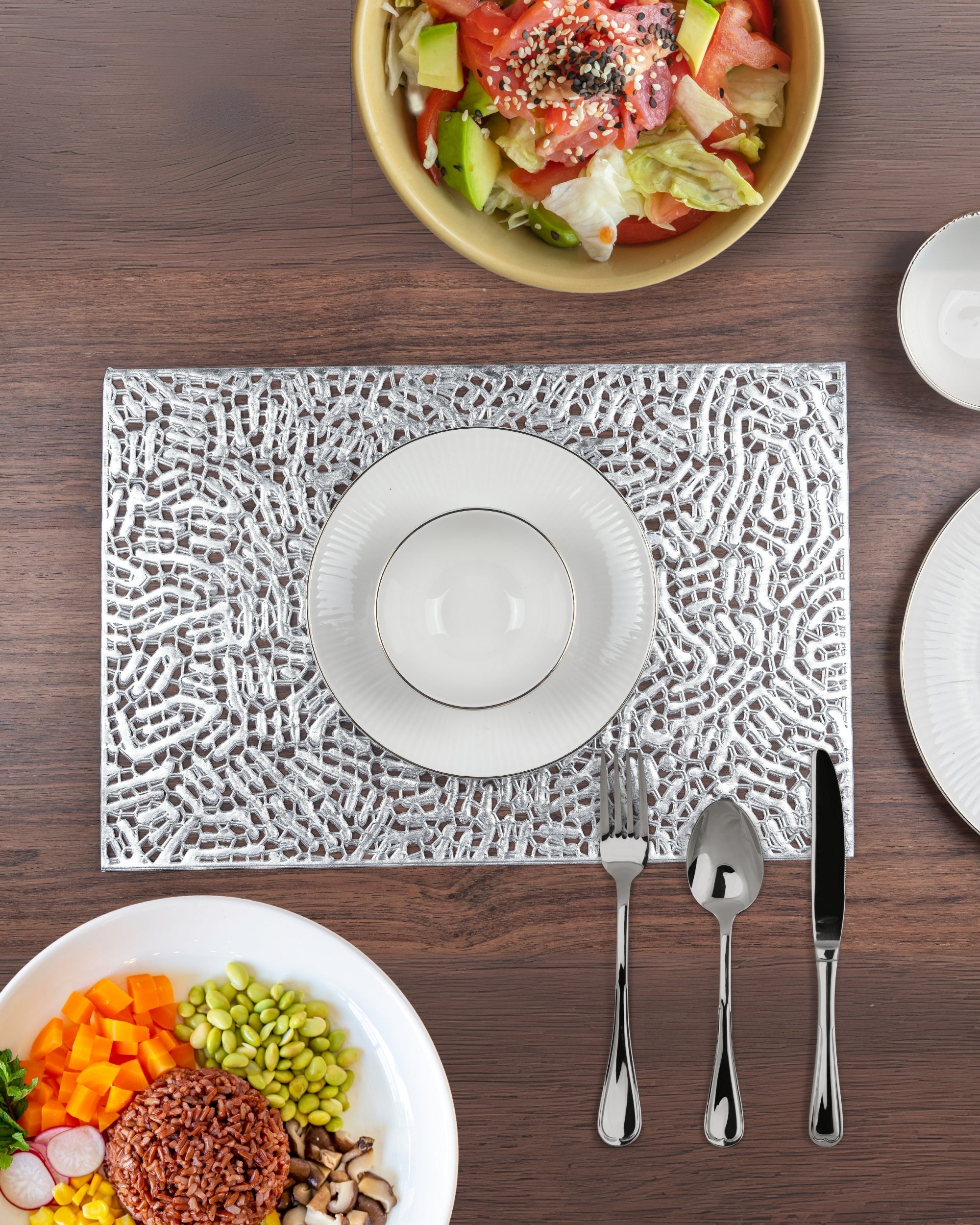 Premsons® Silver Mesh Design Rectangle Metallic Placemats – Washable, Wipeable, Non-Slip & Stain-Resistant Table Mats for Dining, Kitchen, Wedding & Party Décor