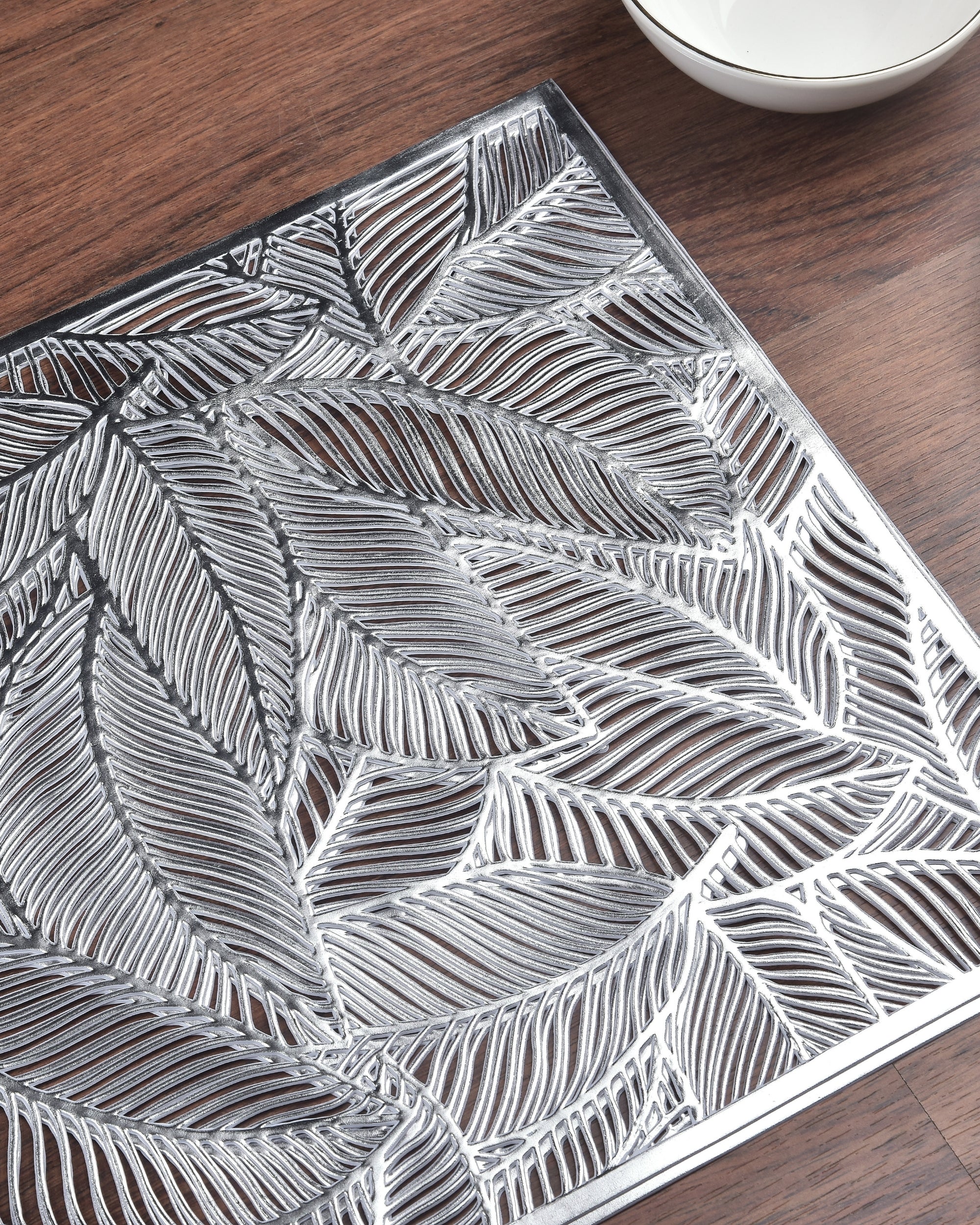 Premsons® Modern Silver Leaf Design Rectangle Metallic Placemats – Washable, Wipeable, Non-Slip & Stain-Resistant Hollow Table Mats for Dining, Kitchen, Wedding & Party Decoration