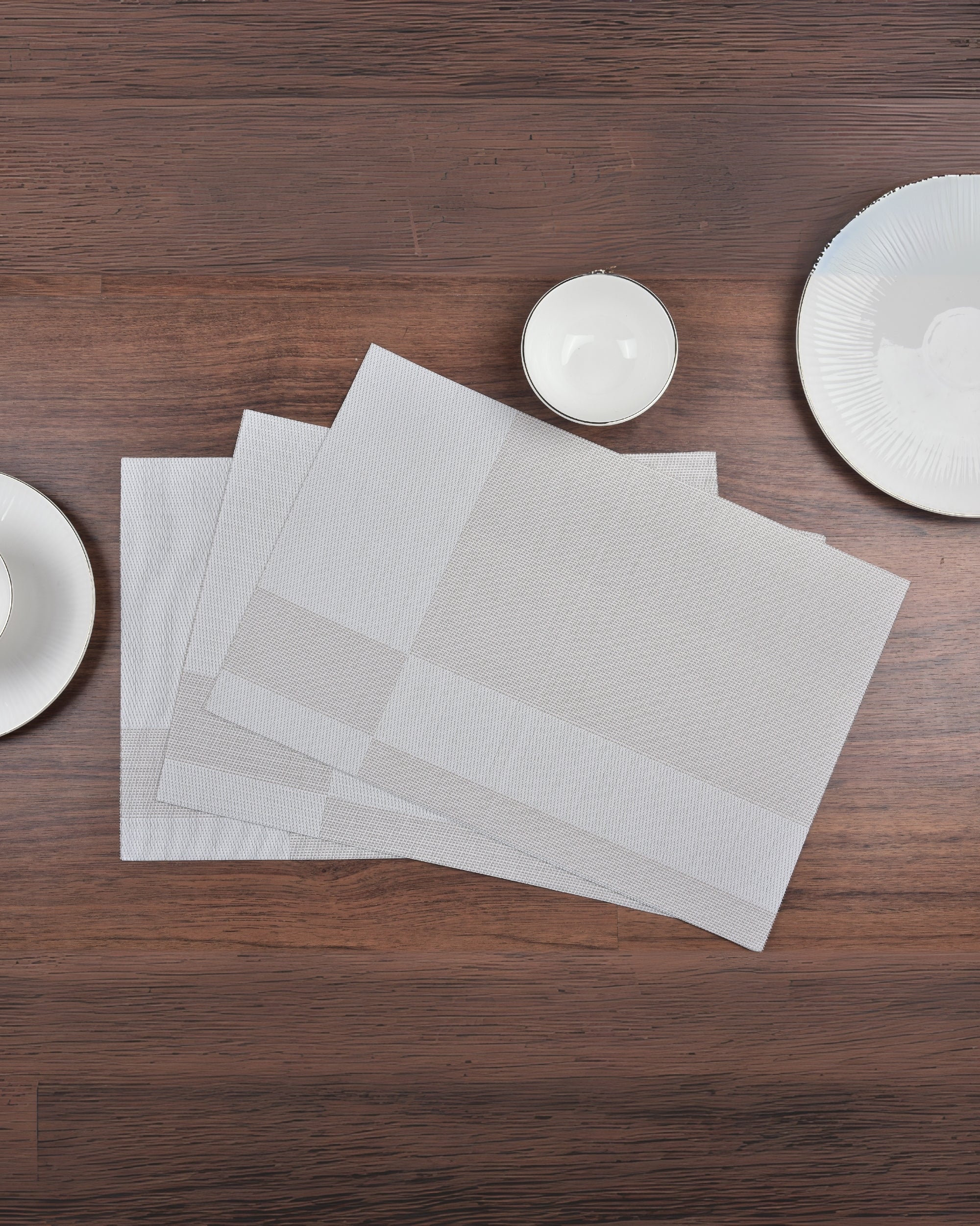 Premsons® Grey Rectangle Metallic Placemats – Washable, Wipeable, Non-Slip & Stain-Resistant Table Mats for Dining, Kitchen, Wedding & Party Décor