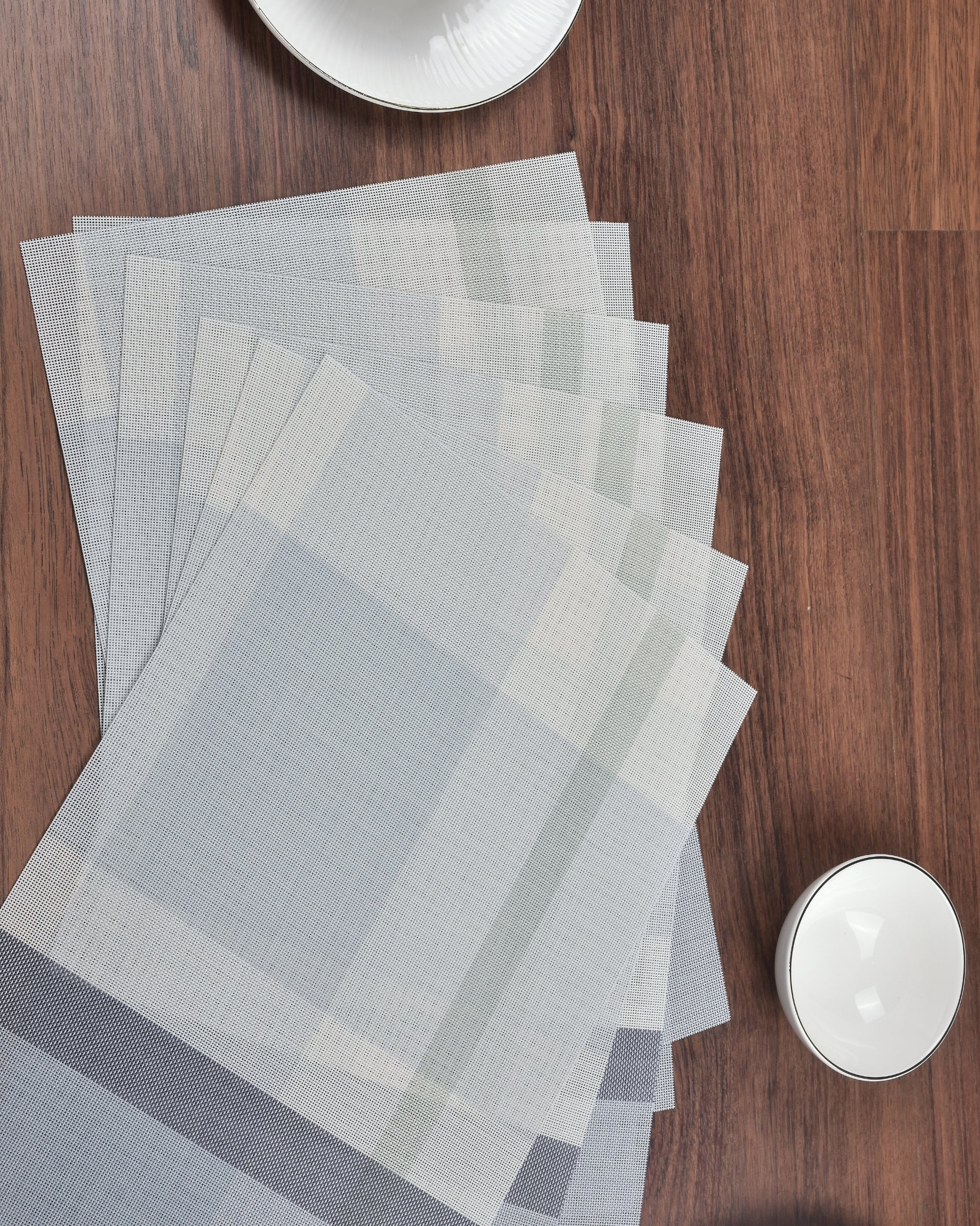 Premsons® Grey & Blue Rectangle Metallic Placemats – Washable, Wipeable, Non-Slip & Stain-Resistant Table Mats for Dining, Kitchen, Wedding & Party Décor