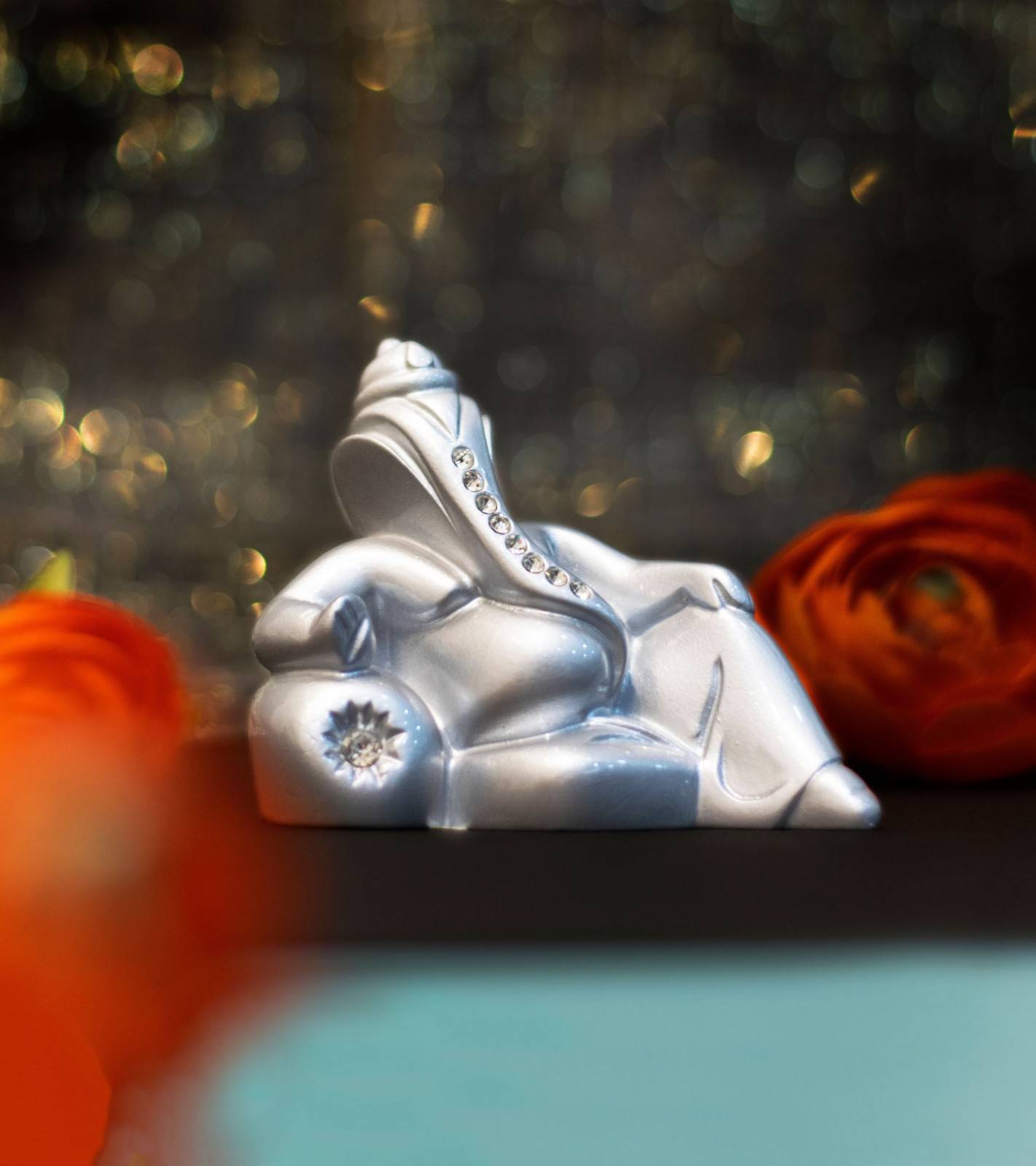 Premsons® Silver Ganesha Statue – Minimalist & Modern Decor Accent - Elegant Gift for Festive Occasions