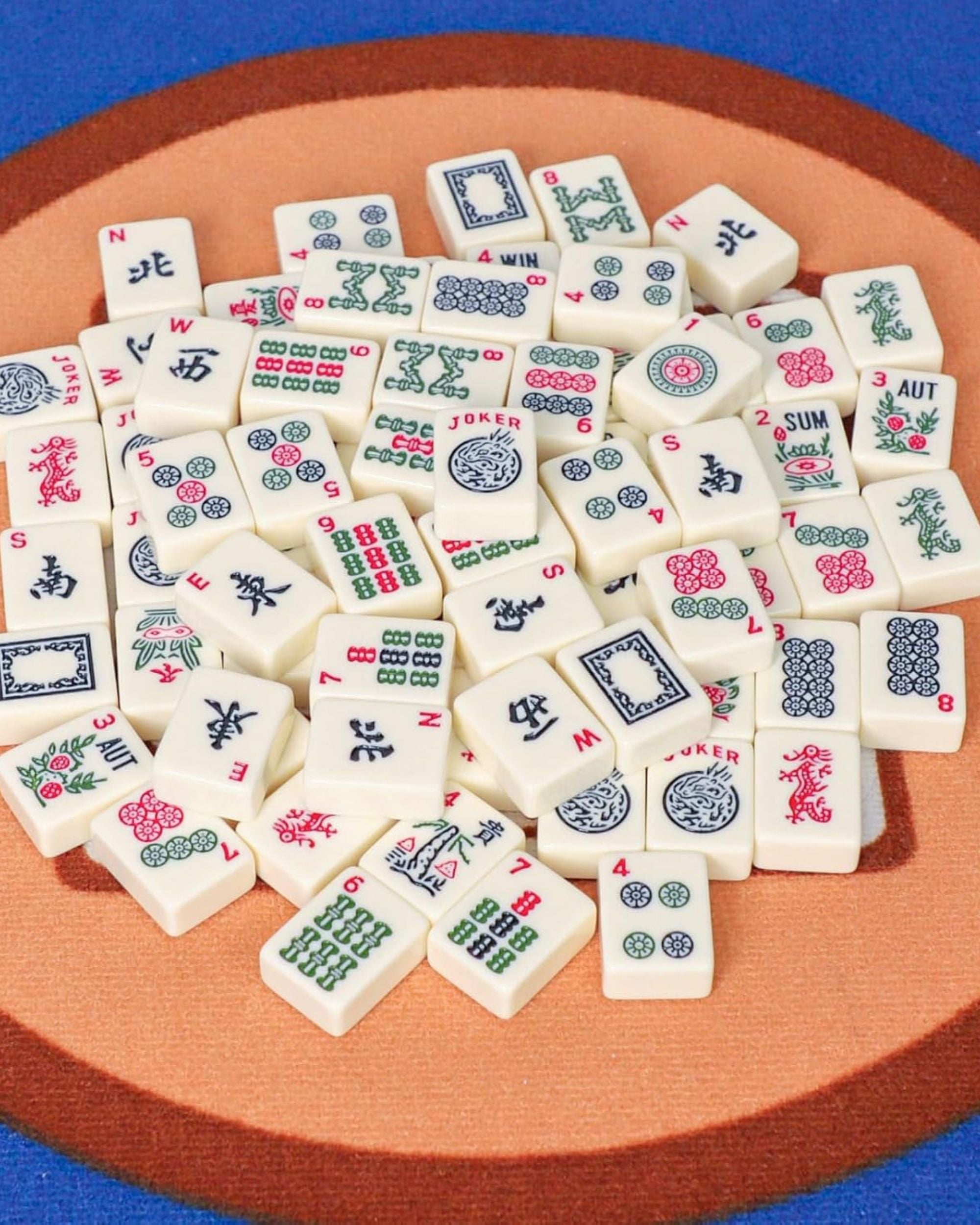 Premsons® American Mahjong Set with Red Mat & Carry Bag  – Full Game Kit with Tiles, Racks, Pushers, Dice & Beginner Instruction Guide – White
