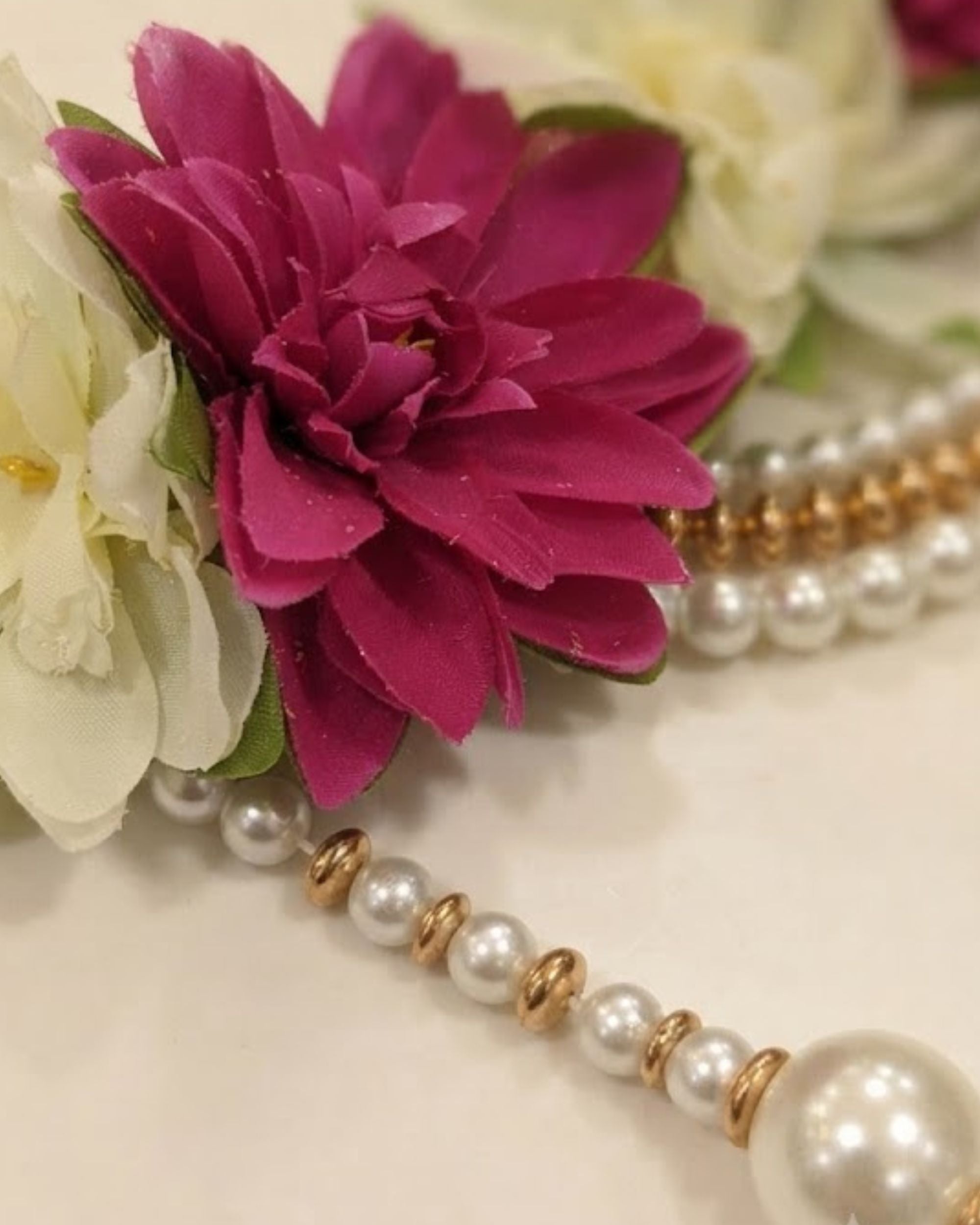 Premsons® Premium Handmade Magenta & Ivory Floral Toran for Main Door | Artificial Flower Bandarwal with Pearl & Gold Bead Chains | Door Hanging for Diwali, Wedding, Pooja & Housewarming Decor