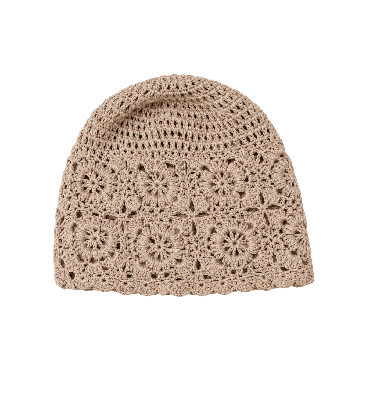 Beige crochet cap with scalloped edge and floral lace-style motifs
