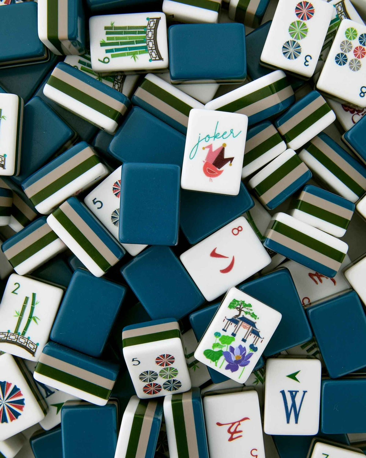 Palace 4-Layer Acrylic Mahjong Tiles – 160 Pieces Premium Mahjong Tiles Set