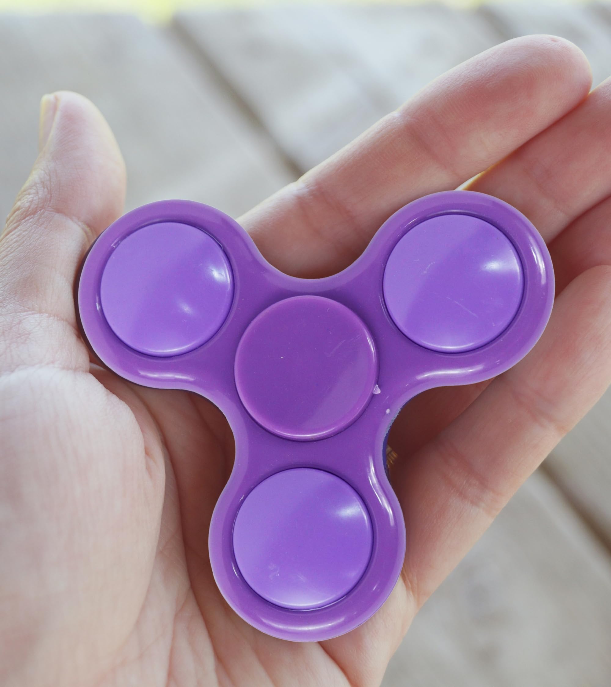 Premsons® Hand Spinner Desk Toy - High Speed Smooth Finger Spin Sensory Fidget Stress Relief Game Play for Kids & Adults - Birthday Party Gift - Plastic - Purple
