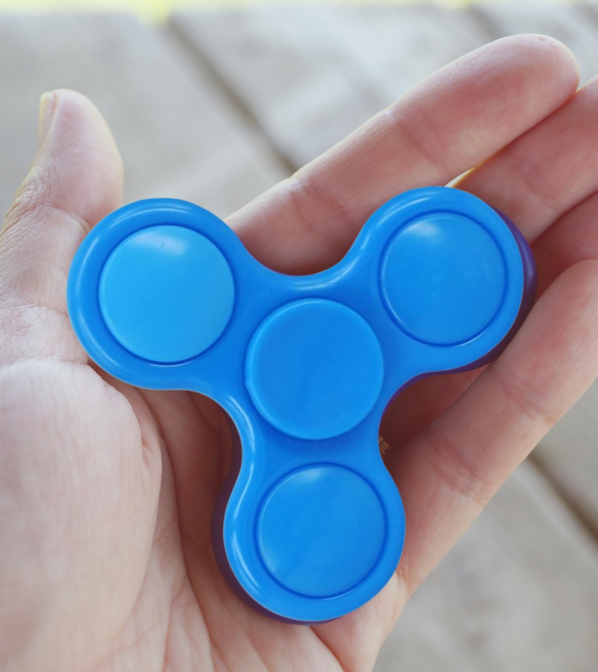 Premsons® Hand Spinner Desk Toy - High Speed Smooth Finger Spin Sensory Fidget Stress Relief Game Play for Kids & Adults - Birthday Party Gift - Plastic - Blue
