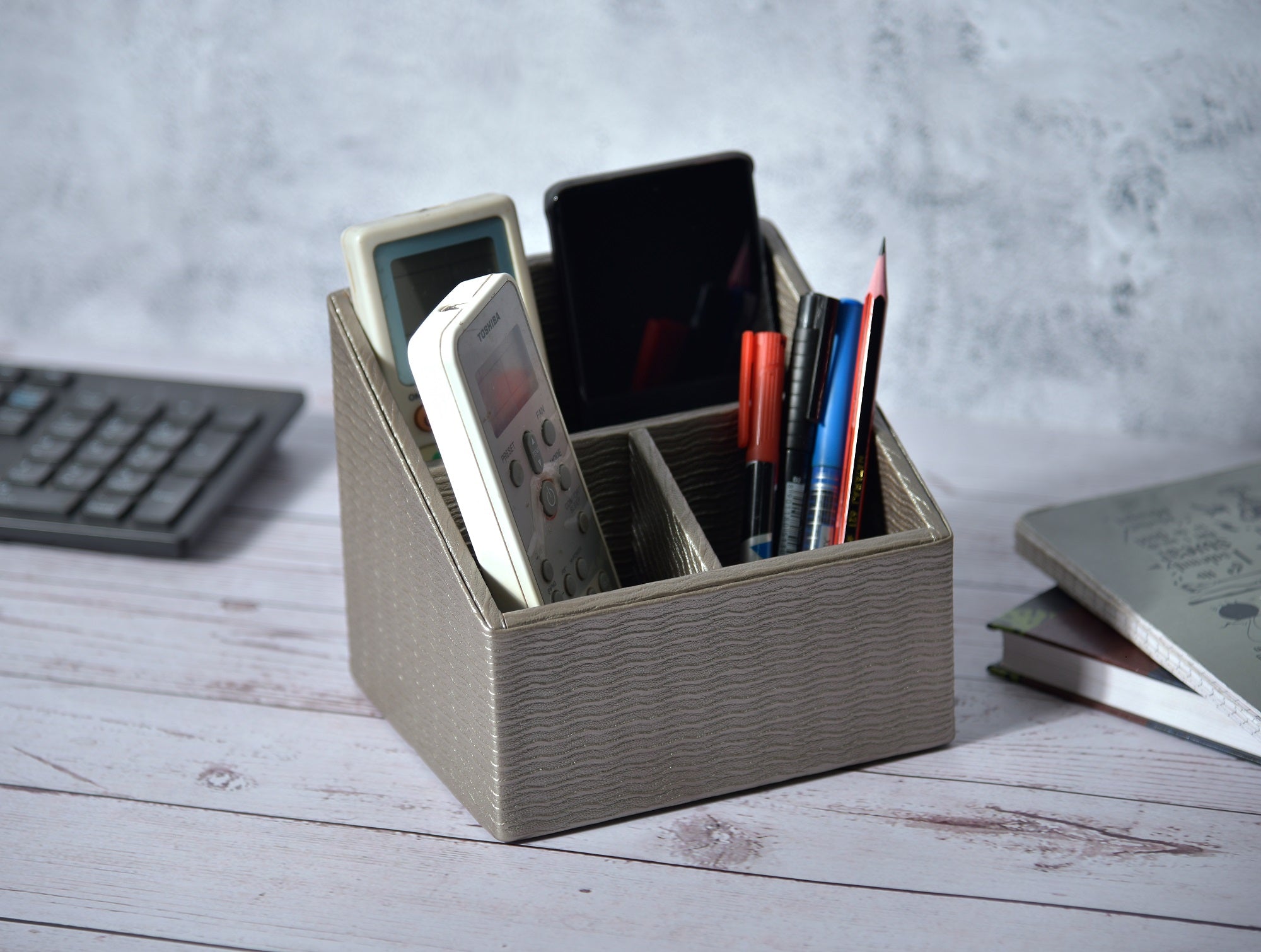 Premsons® Plain Remote Holder - Stylish Organizer - 3 Compartments - Rectangle - Silver