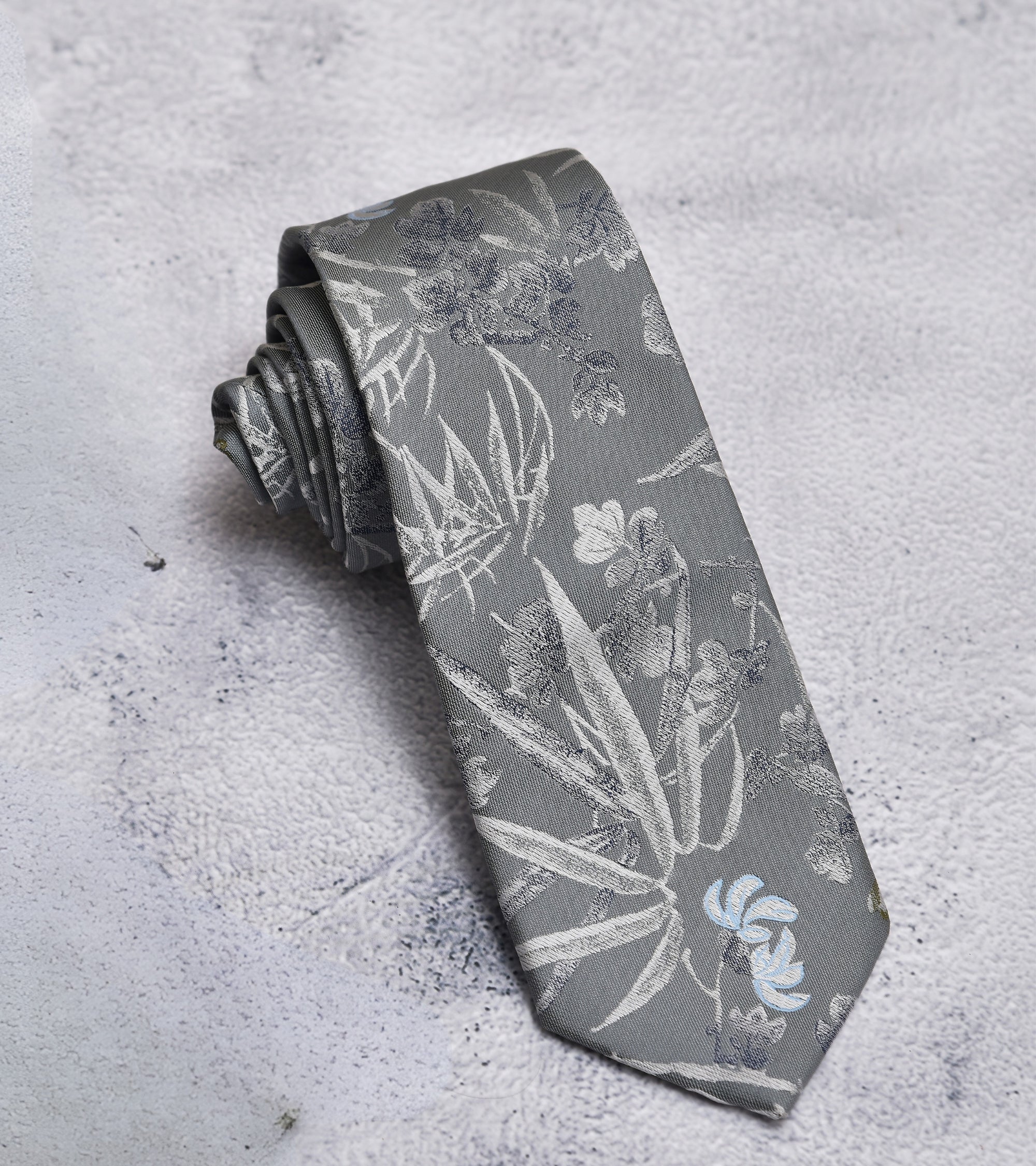 Premsons® Elegant Grey Floral Pattern Tie – Regular Size Men’s Neck Tie for Wedding, Party & Office Wear | Premium Formal Accessory