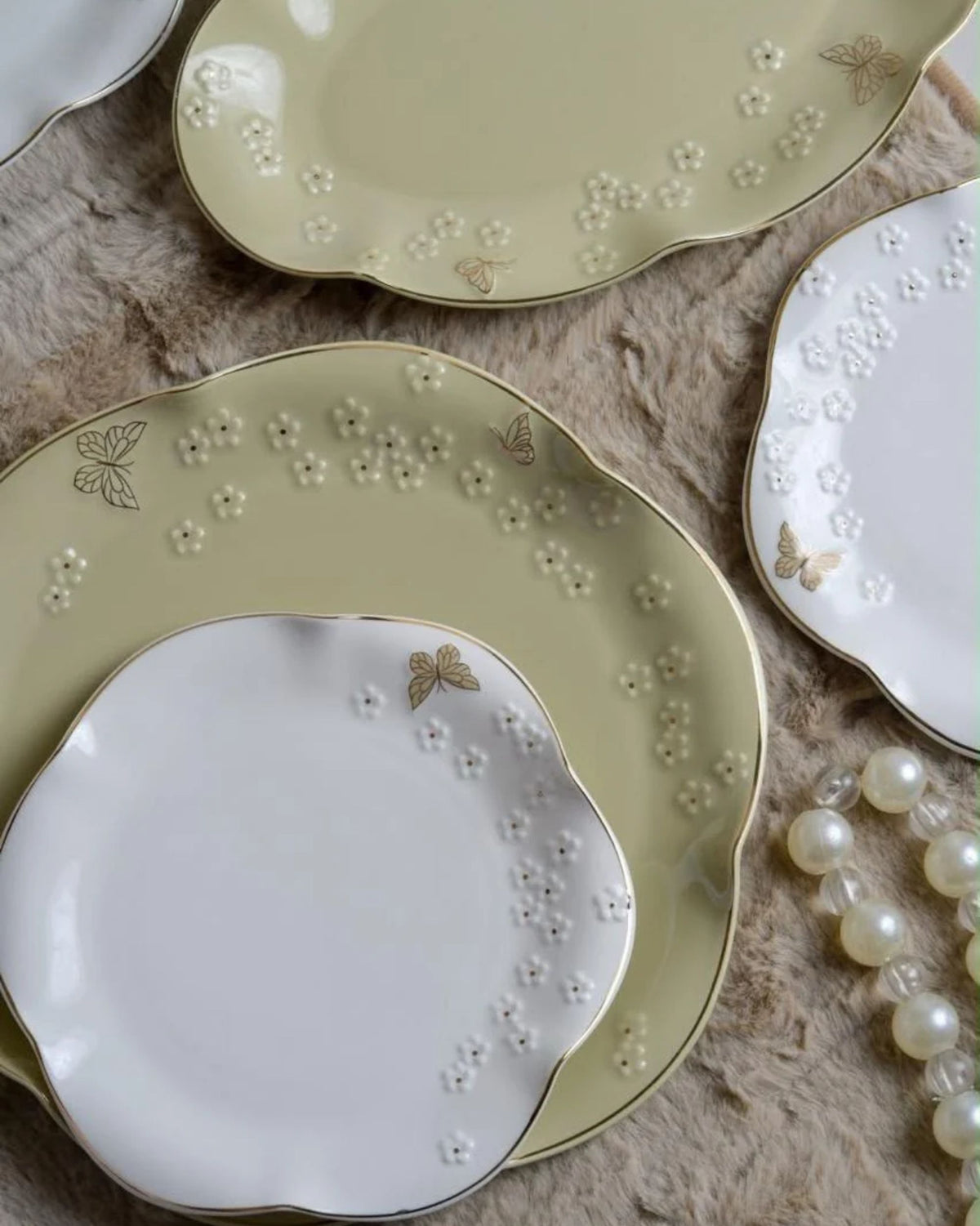 Premsons® Set of 4 Floral Ceramic Dinner Plates with Raised Pearl Detailing and Gold Butterfly Accents