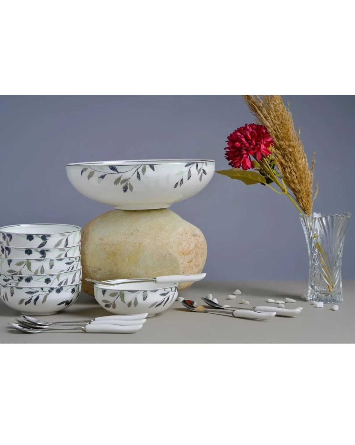 Premsons® Set of 6 Floral Porcelain Bowls with 1 Large Serving Bowl, Blue Green Botanical Design