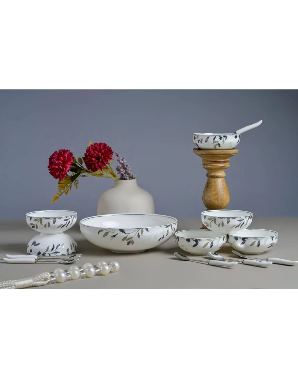 Premsons® Set of 6 Floral Porcelain Bowls with 1 Large Serving Bowl, Blue Green Botanical Design