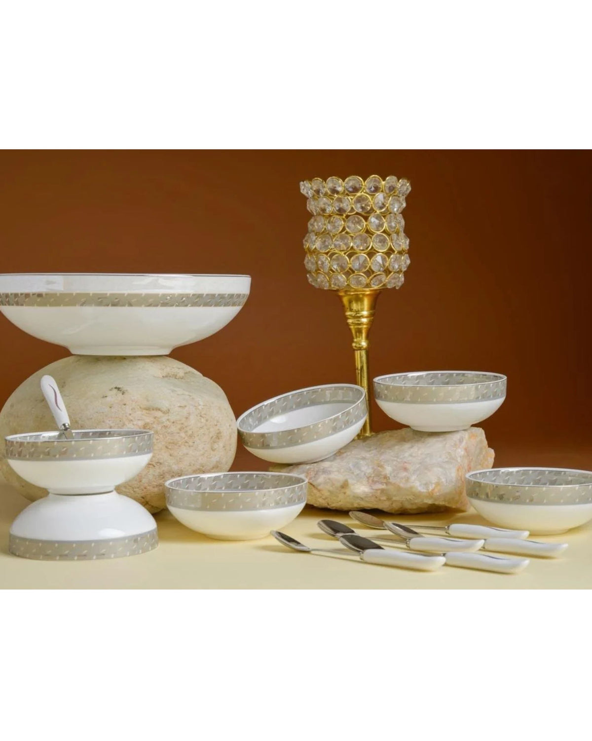 Premsons® Set of 6 White Serving Bowls with Champagne Gold Patterned Borders and 1 Large Serving Bowl
