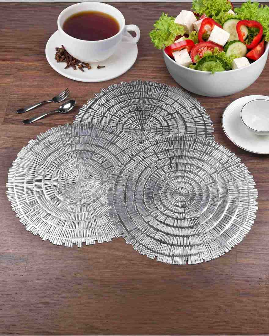 Premsons® Round Table Mat – Elegant Woven Metallic Placemat | Washable, Wipeable, Non-Slip & Heat-Resistant | Stylish Table Mat for Dining, Kitchen, Wedding & Party Décor – Silver