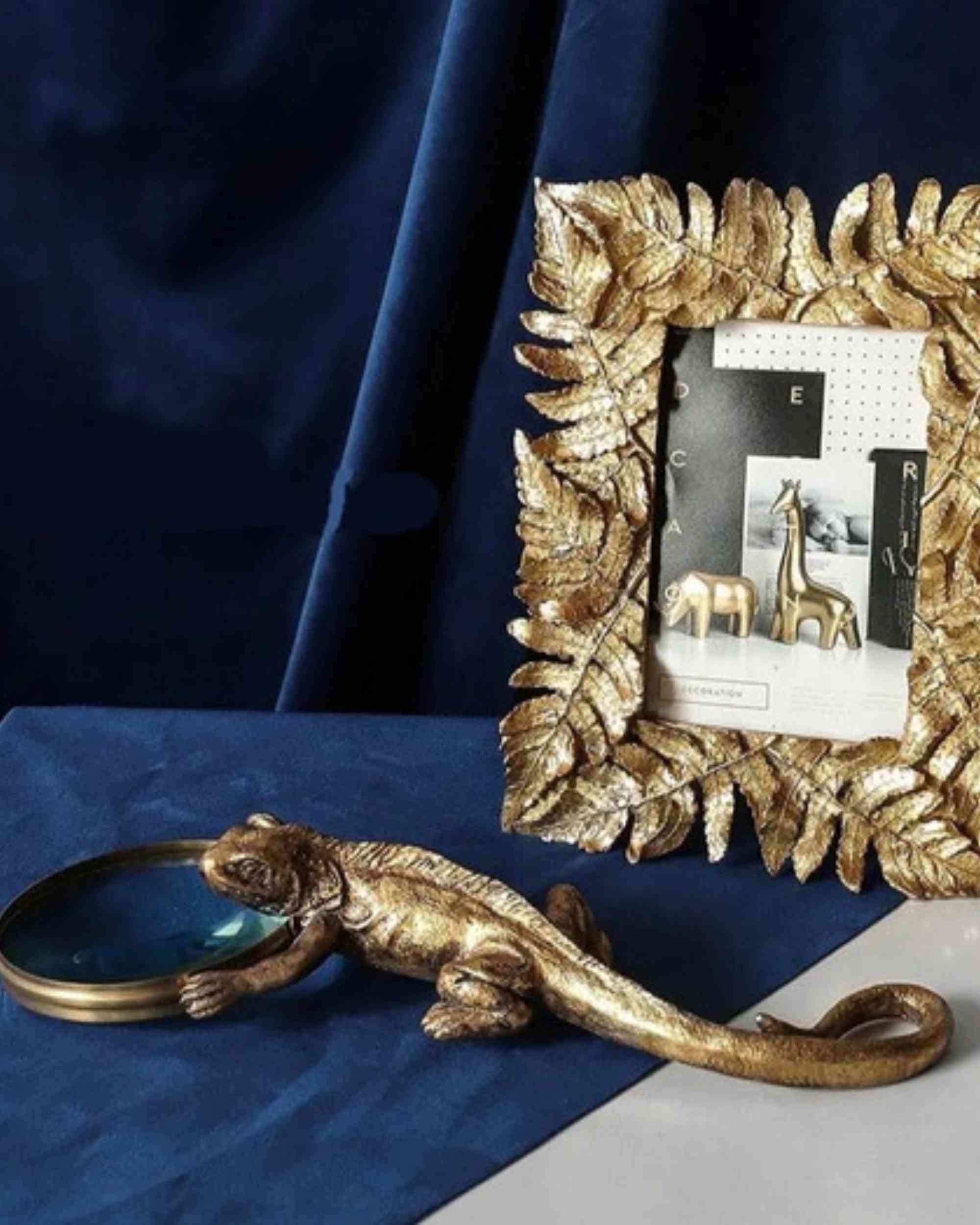 Premsons® Curio Lizard Magnifier Tray Showpiece – Metal Decorative Accent – Gold