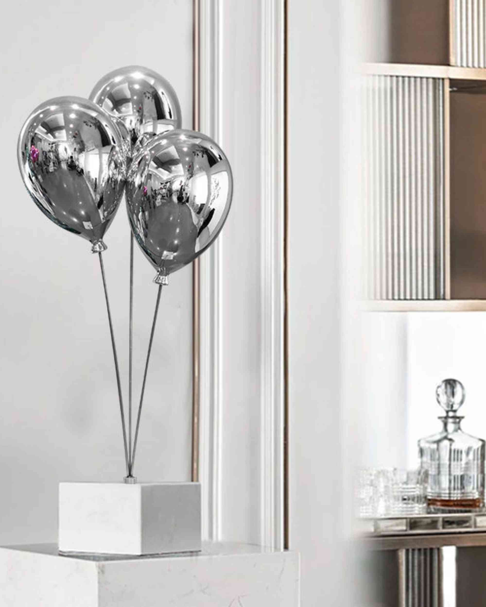 Premsons® Floating Balloon Sculpture – Resin Art Showpiece