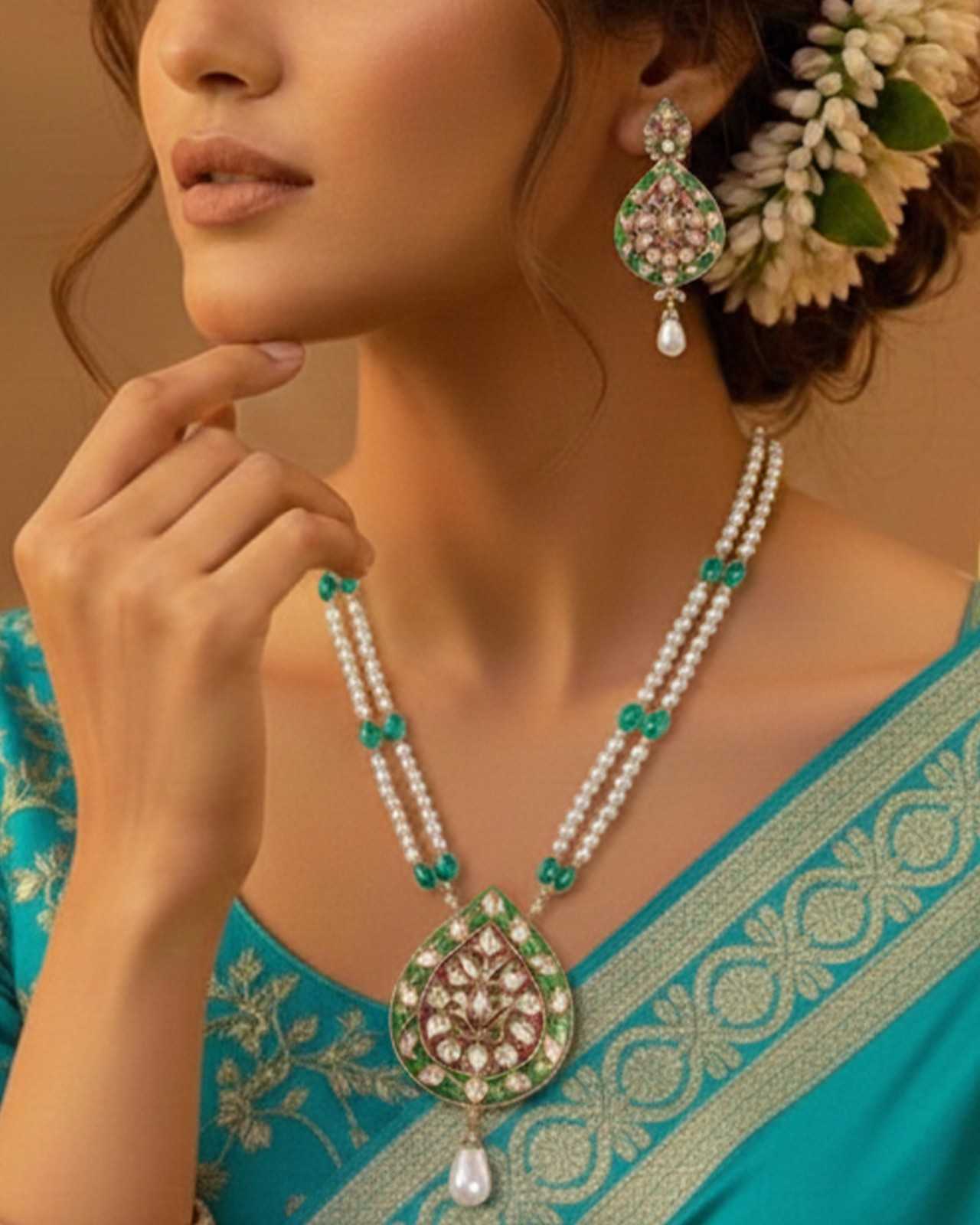Premsons® Meenakari Heritage Pendant Set – Pearl Beaded Chain with Enamel Kundan Motif – Green, Pink & Gold – Standard Fit