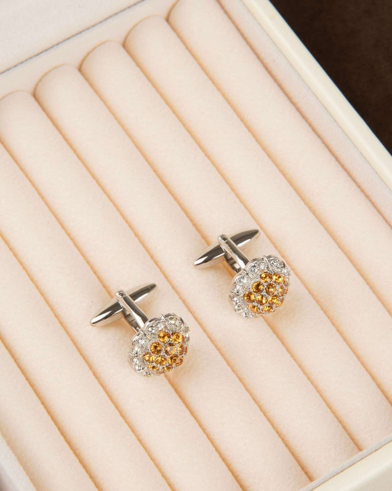 Premsons® Men’s Floral Style Crystal Cluster Cufflinks, Premium Wedding & Celebration Accessories for Grooms – Gold