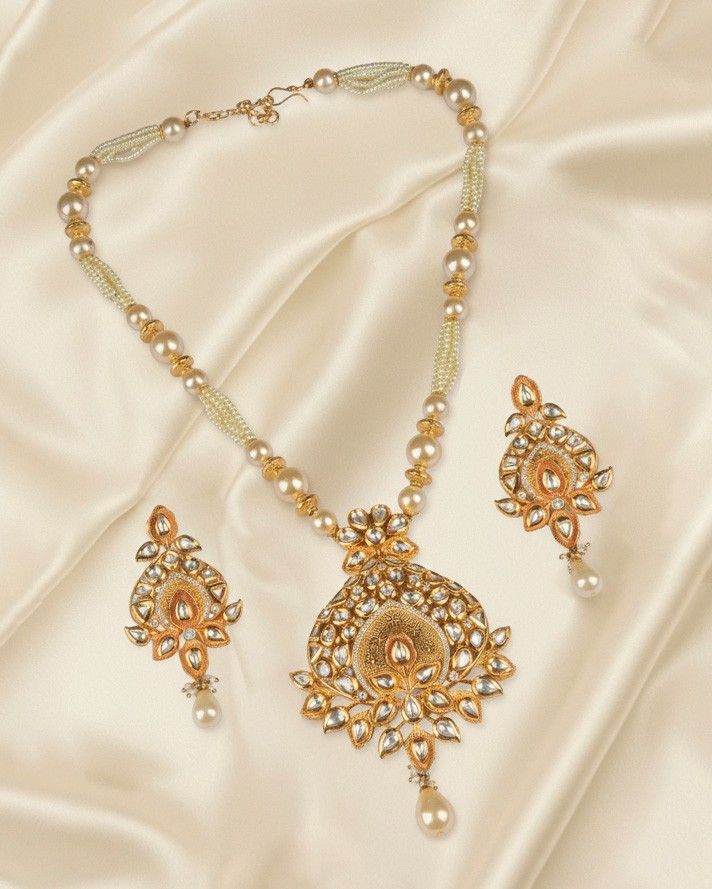 Premsons® Royal Kundan Pearl Pendant Set – Traditional Kundan Pendant with Pearl Drops – Gold & Ivory – Standard Fit